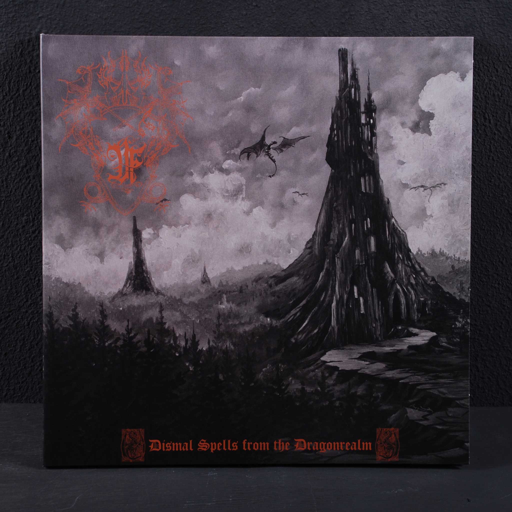 Druadan Forest – Dismal Spells From The Dragonrealm 2LP (Gatefold Brown / Black Swirl Vinyl)